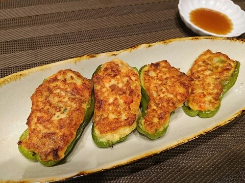 ポン酢でさっぱり!野菜たっぷりピーマンの肉詰め